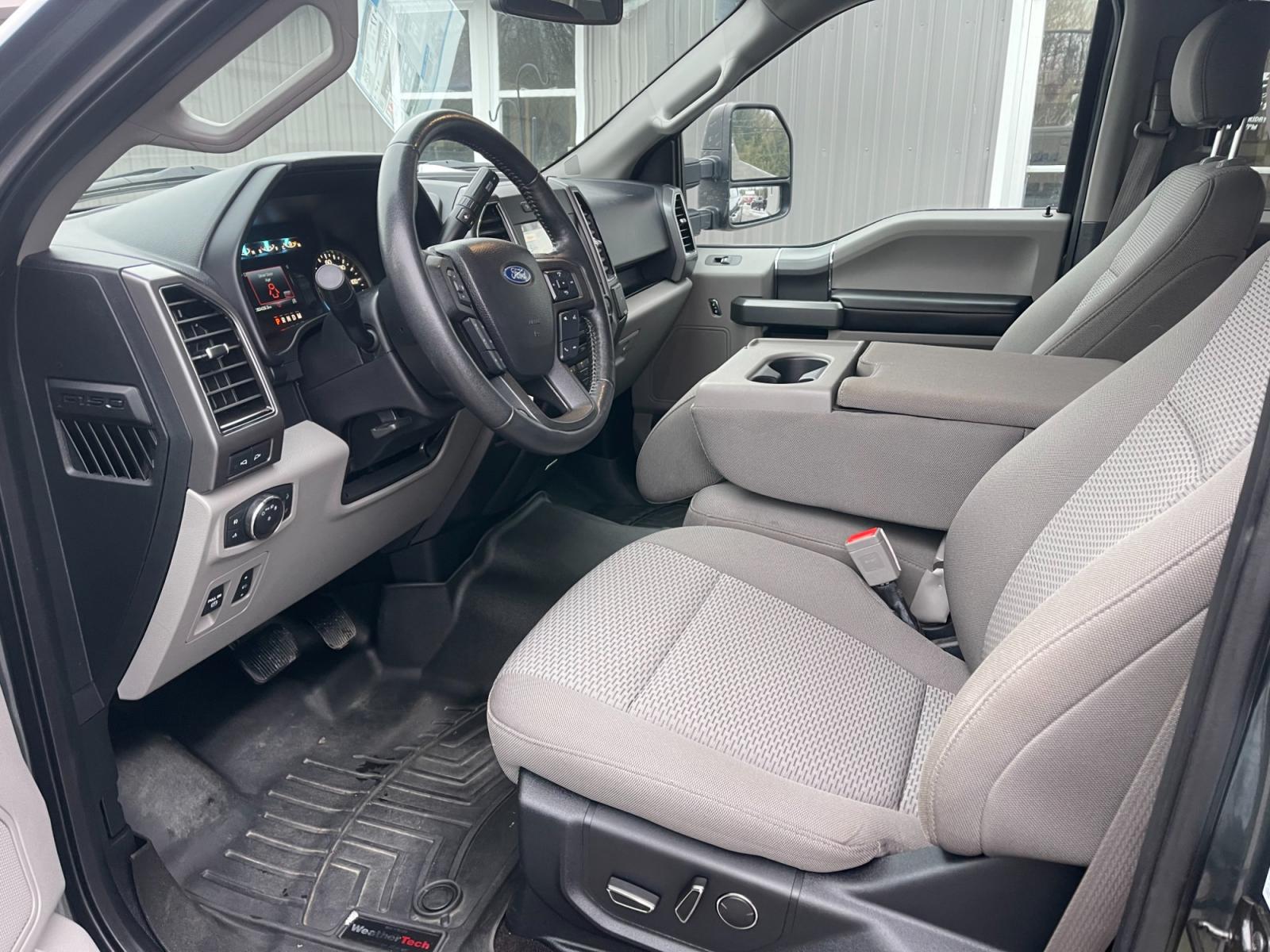 2018 Gray /Gray Ford F-150 XLT SuperCrew 5.5-ft. 2WD (1FTEW1E51JK) with an 5.0L V8 OHV 32V FFV engine, 10 Speed Auto transmission, located at 11115 Chardon Rd. , Chardon, OH, 44024, (440) 214-9705, 41.580246, -81.241943 - This 2018 Ford F-150 XLT Crew Cab described is a well-equipped, full-sized pickup truck featuring a robust 5.0-liter V8 engine that runs on flex-fuel and is mated to a smooth 10-speed automatic transmission. Premium amenities such as heated front seats, a high-quality sound system, smartphone integr - Photo #18